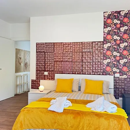 6 Seats Design Wi-fi Ac Parking Appartement